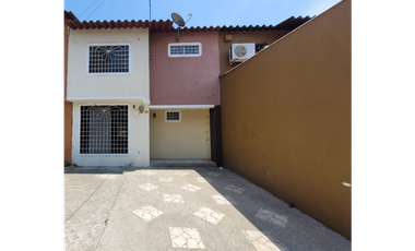 EN ALQUILER CASA EN VILLA ESPAÑA, NORTE DE GUAYAQUIL (ALCHO)