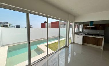 Casa en venta en FRACC. JARDINES DE AHUATLAN CUERNAVACA MORELOS