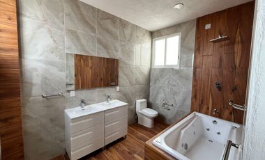 Casa en venta en FRACC. JARDINES DE AHUATLAN CUERNAVACA MORELOS