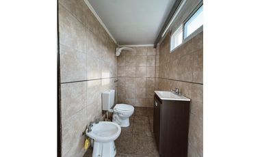 Venta casa 3 dormitorios  cochera doblle y pileta Santa Candida