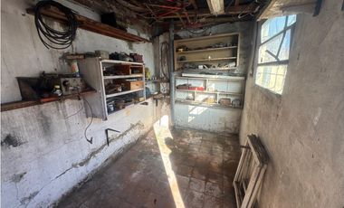 VENTA CASA MULTIFAMILIAR 6 AMBIENTES C GARAGE. PJE GUIRALDES 3000