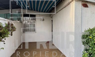 Casa En Venta Macul Los Olmos - 5d+2b+2e