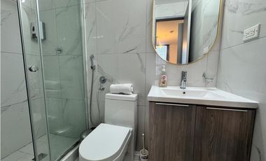 VENTA o ALQUILER APARTAMENTO AMOBLADO EN AV BALBOA  FRENTE AL MAR