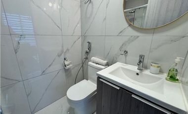 VENTA o ALQUILER APARTAMENTO AMOBLADO EN AV BALBOA  FRENTE AL MAR