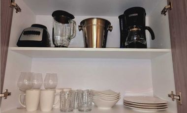 VENTA o ALQUILER APARTAMENTO AMOBLADO EN AV BALBOA  FRENTE AL MAR