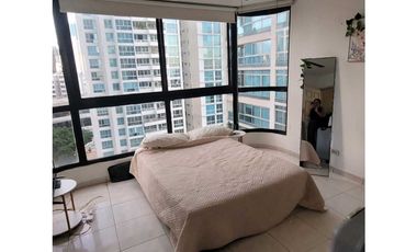 Se vende apto en.Ave balboa Coral Reef