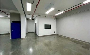 OFIBODEGA EN PANAM VIEJO BUSINESS CENTER 463M2 EQUIPADA