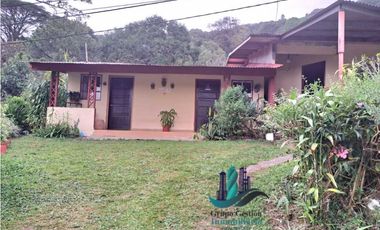 VENDO DUPLEX CON VISTA AL VOLCAN EN JARAMILLO ARRIBA