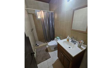 En venta casa en Altos de María