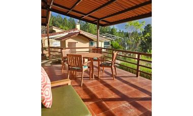 En venta casa en Altos de María