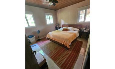 En venta casa en Altos de María