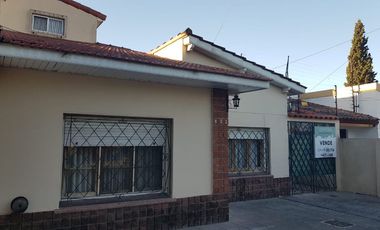 Casa en venta en Bernal Oeste