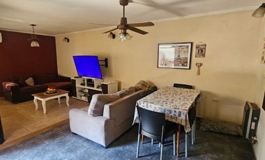 Casa en venta en Ezpeleta Este