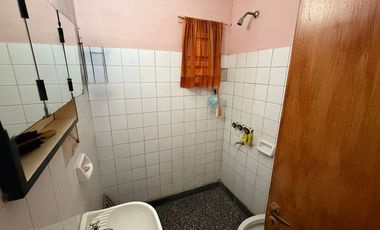 CASA EN VENTA 2 DORMITORIOS G. BAIGORRIA