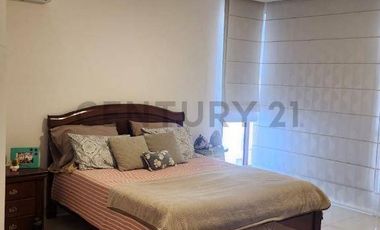 HERMOSA CASA DE OPORTUNIDAD EN MANTA