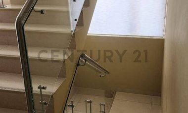 HERMOSA CASA DE OPORTUNIDAD EN MANTA