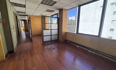 Oficina en Venta en Bandera / Moneda