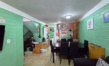 Casa en Arriendo en Arriendo Casa 2D 1B 3E Pasaje Manizales, Quilicura