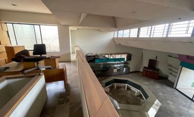 BODEGA CERCA PERIFÉRICO