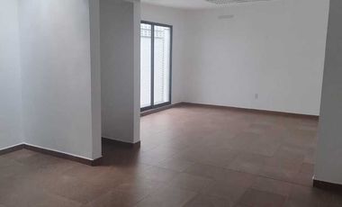 SE RENTA CASA IDEAL PARA ESTANCIA INFANTIL U OFICINAS