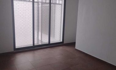 SE RENTA CASA IDEAL PARA ESTANCIA INFANTIL U OFICINAS