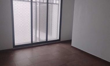SE RENTA CASA IDEAL PARA ESTANCIA INFANTIL U OFICINAS