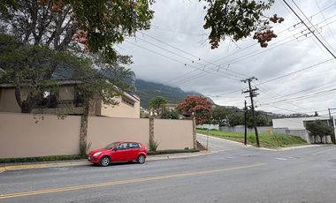 Residencia en venta con excelente ubicación, terreno y potencial