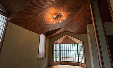 Residencia en venta con excelente ubicación, terreno y potencial