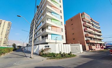 Departamento en arriendo temporal c/ estacionamiento en Playa Brava