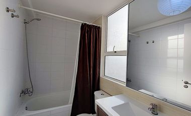 Departamento en arriendo temporal c/ estacionamiento en Playa Brava