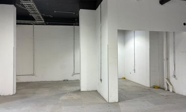 OPORTUNIDAD LOCAL COMERCIAL EN PUENTE NUEVO LAS CONDES