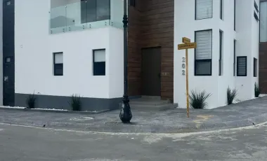 Casa en renta en Los Sabinos, Santiago, Nuevo León