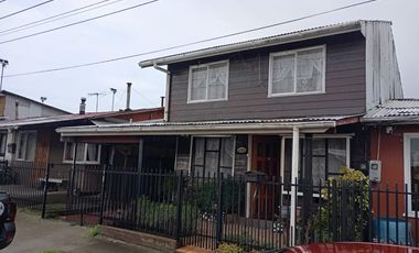 HERMOSA CASA EN VENTA FRUTILLAR ALTO