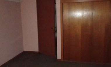 IDEAL RESTAUARANTE ,GIMNASIO,ESTACIONAMIENTOS