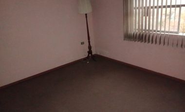 IDEAL RESTAUARANTE ,GIMNASIO,ESTACIONAMIENTOS