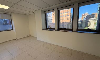 ARRIENDO 2 OF 125 MTS CADA UNA 4 PRIVADOS METRO TOBALABA