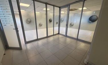 ARRIENDO 2 OF 125 MTS CADA UNA 4 PRIVADOS METRO TOBALABA