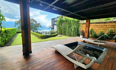 CASA EN RENTA CON VISTA AL LAGO EN VALLE DE BRAVO
