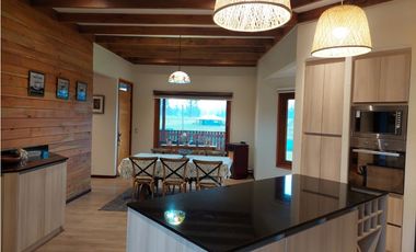 Venta casa en parcela en condominio privado – Río Negro, Casa de Lata