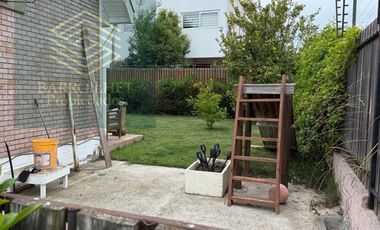 SE ARRIENDA MUY COMODA CASA EN BOSQUE DE MONTEMAR