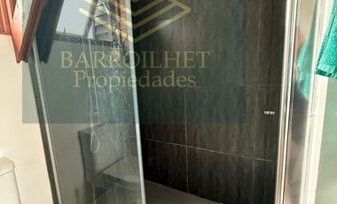 SE ARRIENDA MUY COMODA CASA EN BOSQUE DE MONTEMAR