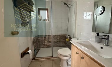 SE ARRIENDA MUY COMODA CASA EN BOSQUE DE MONTEMAR