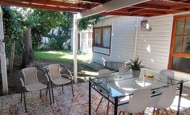 Casa en Venta en Los Fresnos, Clínica Miraflores