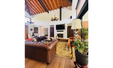 Venta de Casa moderna vía San Antonio la Ceja