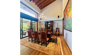 Venta de Casa moderna vía San Antonio la Ceja