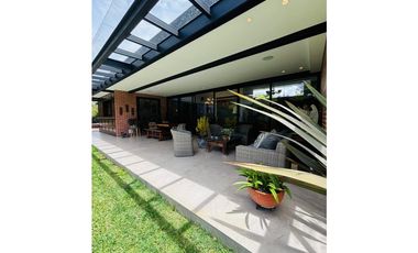 Venta de Casa moderna vía San Antonio la Ceja