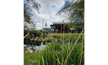 Venta de Casa moderna vía San Antonio la Ceja