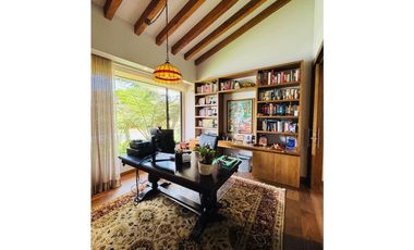 Venta de Casa moderna vía San Antonio la Ceja