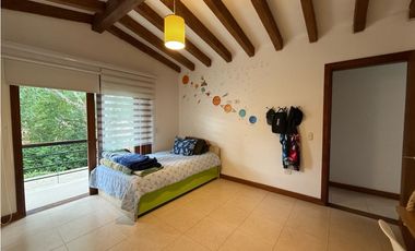 Casa campestre en Condominio cerrado en El Retiro