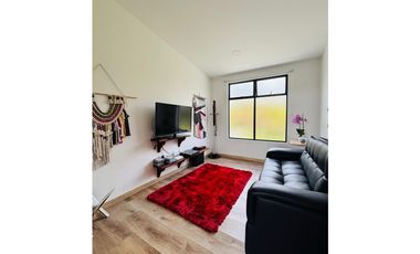 Casa campestre en unidad a cerrada en El Retiro